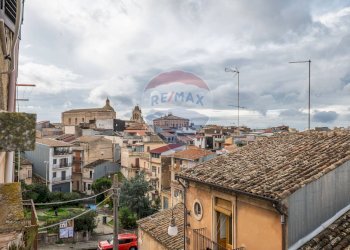 Edificio all\'aperto - Quadrilocale Via Enrico Cialdini
 
185, Grammichele - foto 11