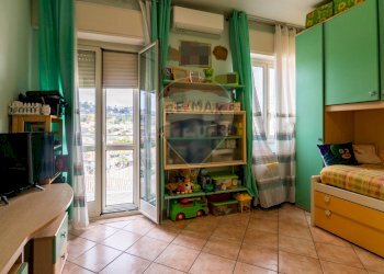 Camera / camera da letto - Trilocale Via della Regione
 
7, Viagrande - foto 4