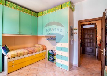 Camera / camera da letto - Trilocale Via della Regione
 
7, Viagrande - foto 6