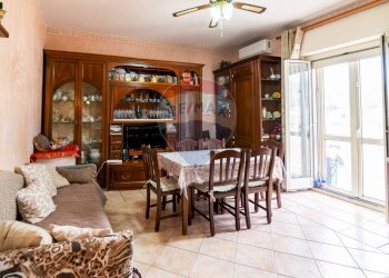 Sala da pranzo - Trilocale Via della Regione
 
7, Viagrande - foto 11