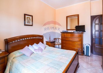 Camera / camera da letto - Trilocale Via della Regione
 
7, Viagrande - foto 20