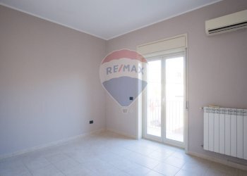 Stanza vuota - Appartamento Via Archimede
 
162, Misterbianco - foto 6