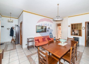 Sala da pranzo - Appartamento Via Rametta
 
49, Catania - foto 4