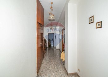 Hall / corridoio - Appartamento Via Rametta
 
49, Catania - foto 17