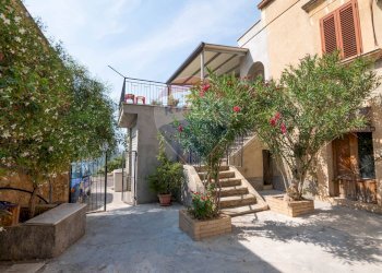 Casa all\'aperto - Casa indipendente Via Madonna della Pietra
 
SNC, Mineo - foto 5