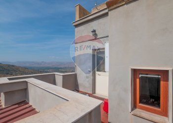 Terrazza - Casa indipendente Via Madonna della Pietra
 
SNC, Mineo - foto 31