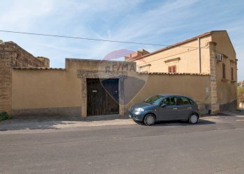 Casa all\'aperto - Casa indipendente Via Madonna della Pietra
 
SNC, Mineo - foto 63