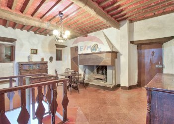 Sala da pranzo - Semi-detached house Loc. Casamona
 
16, Loro Ciuffenna - photo 18