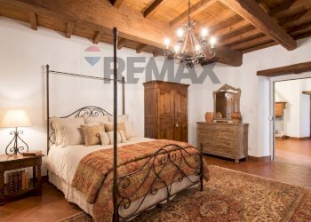 Camera / camera da letto - Semi-detached house Loc. Casamona
 
16, Loro Ciuffenna - photo 15