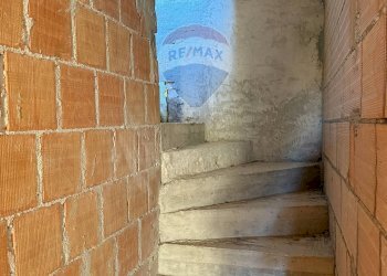 Scale - Appartamento via Piave
 
170, Santa Maria Nuova - foto 11