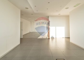 Stanza vuota - Ufficio Via Archimede Pasquinelli
 
2/A, Jesi - foto 7