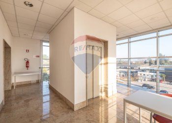 Ricezione / Lobby - Ufficio Via Archimede Pasquinelli
 
2/A, Jesi - foto 11