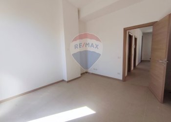 Stanza vuota - Quadrilocale G46F+X5 Cerzeto, Provincia di Cosenza, Cerzeto - foto 6