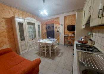 Sala da pranzo - Monolocale VIA MONTEFORTE BANCO, Calatabiano - foto 3