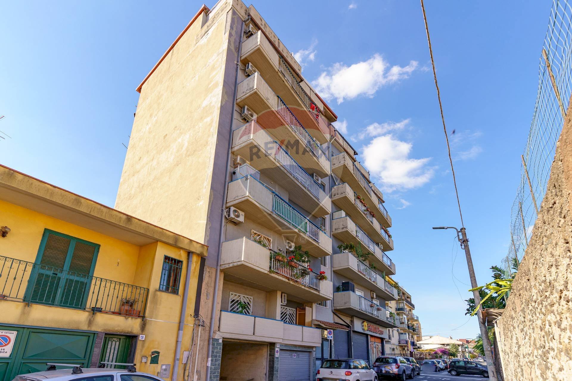 Edificio all\'aperto - Appartamento Via Wzì
 
137, Catania - foto 2