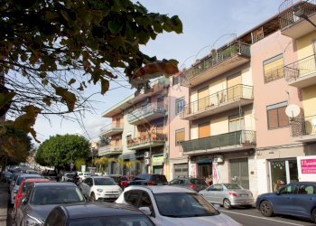 Edificio all\'aperto - Attico VIA VINCENZO BELLINI
 
40, Sant'Agata Li Battiati - foto 1