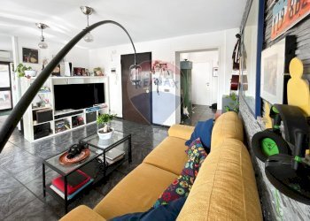 Soggiorno - Attico VIA VINCENZO BELLINI
 
40, Sant'Agata Li Battiati - foto 12