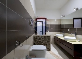 Bagno - Quadrilocale Via Ferrara
 
53, Misterbianco - foto 14