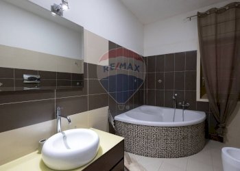Bagno - Quadrilocale Via Ferrara
 
53, Misterbianco - foto 16
