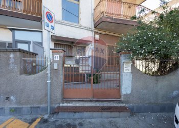 Edificio all\'aperto - Quadrilocale Via Ferrara
 
53, Misterbianco - foto 33