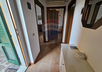 Hall / corridoio - Trilocale Piombino - foto 2