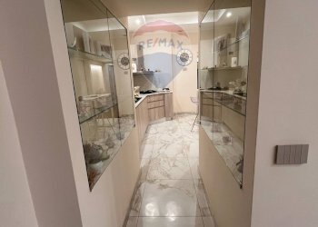 Cucina - Trilocale Via Torquato tasso
 
169, Napoli - foto 7