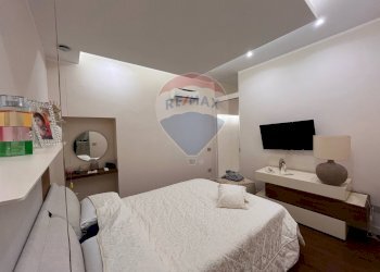 Camera / camera da letto - Trilocale Via Torquato tasso
 
169, Napoli - foto 11