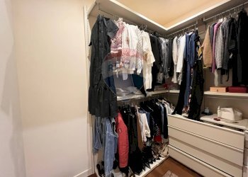 Cabina armadio - Trilocale Via Torquato tasso
 
169, Napoli - foto 12