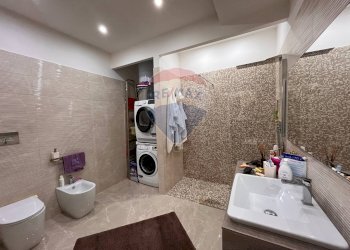 Bagno - Trilocale Via Torquato tasso
 
169, Napoli - foto 13