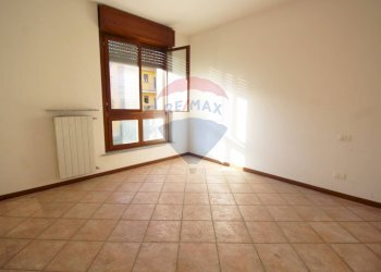 Stanza vuota - Bilocale via diaz
 
27, Ponte San Pietro - foto 10