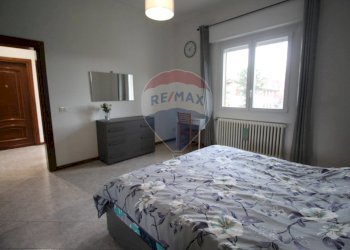 Camera / camera da letto - Quadrilocale viale delle rimembranze
 
9, Ponte San Pietro - foto 15