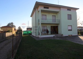 Casa all\'aperto - Quadrilocale viale delle rimembranze
 
9, Ponte San Pietro - foto 18