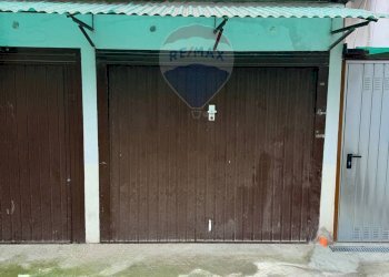 Edificio all\'aperto - Box via Azzario
 
16, Pavia - foto 2