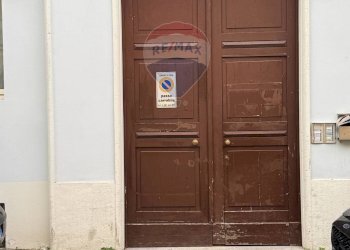 Dettagli - Box via Azzario
 
16, Pavia - foto 6