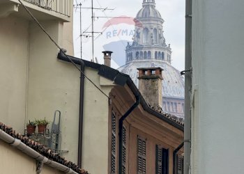 Edificio all\'aperto - Box via Azzario
 
16, Pavia - foto 7