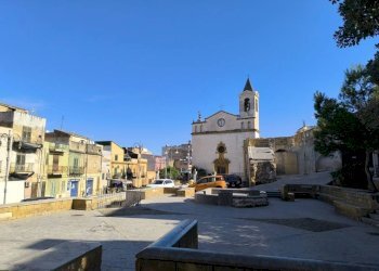 Foto 1 - Stabile - Palazzo Largo Castello
 
37, Ficarazzi - foto 1