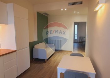 Camera / camera da letto - Terreno non edificabile via chanoux
 
12, Torino - foto 3