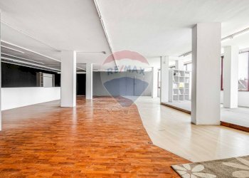 Stanza vuota - Commercial Premises via sempione, Busto Arsizio - photo 3