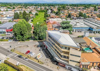 Edificio all\'aperto - Commercial Premises via sempione, Busto Arsizio - photo 17