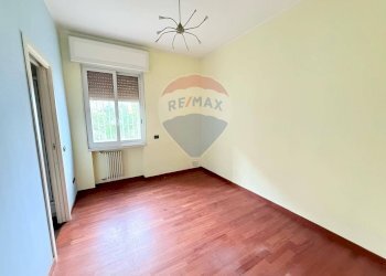 Stanza vuota - Quadrilocale San Giacomo dei Capri
 
125 A, Napoli - foto 7