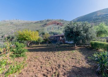 Vista delle montagne - Villa contrada Gazzara
 
snc, Terrasini - foto 29