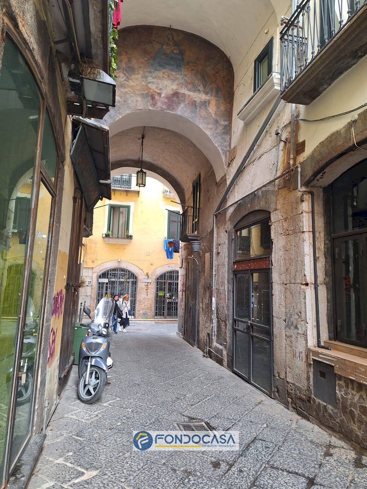 Foto 1 - Attività Commerciale Via Giovanni Da Procida
 
5, Salerno - foto 1