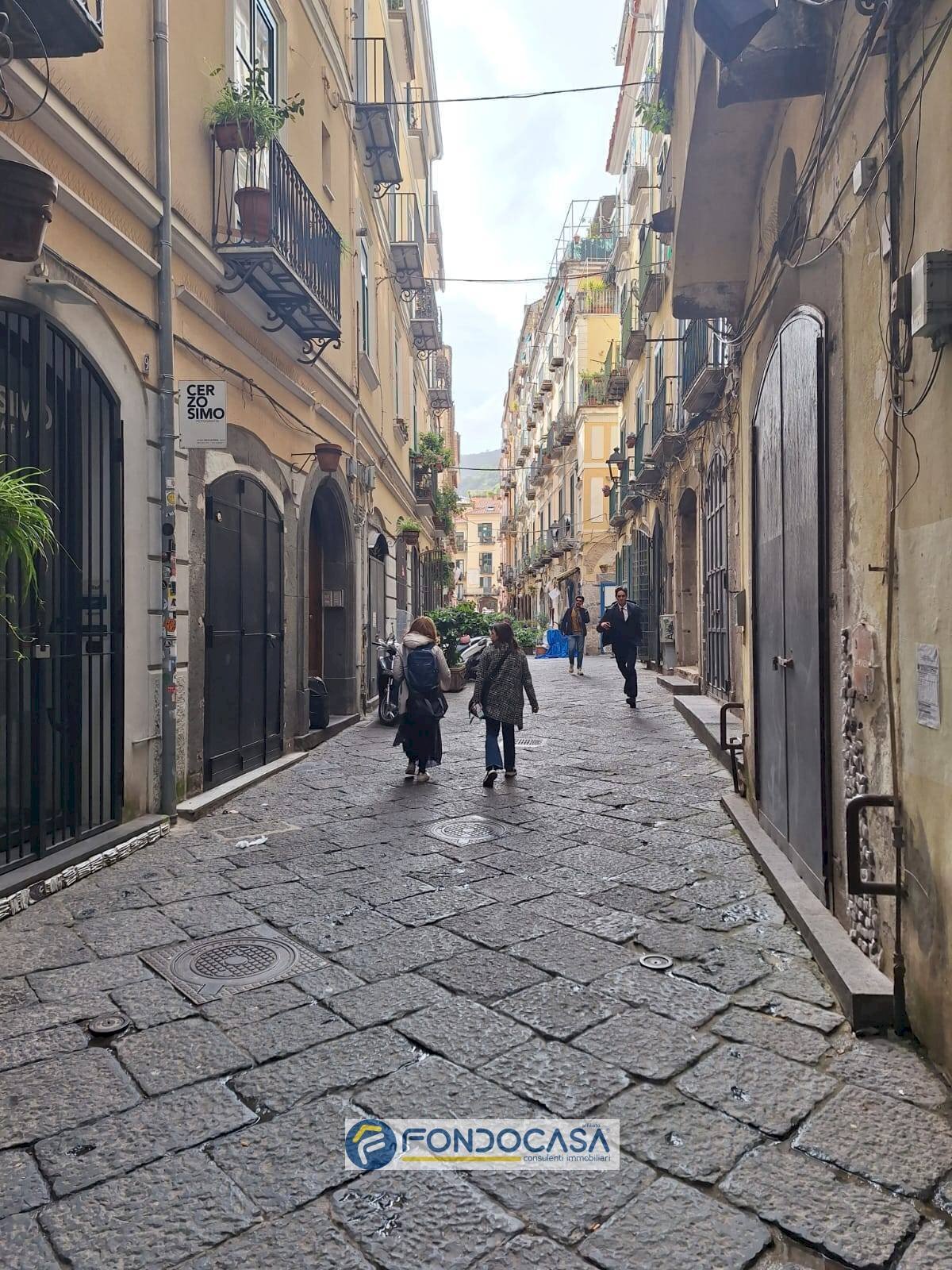 Foto 3 - Attività Commerciale Via Giovanni Da Procida
 
5, Salerno - foto 3