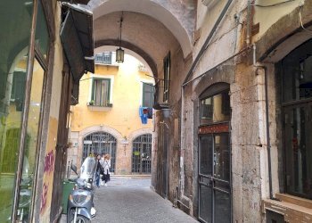 Foto 1 - Attività Commerciale Via Giovanni Da Procida
 
5, Salerno - foto 1