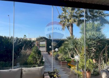 Edificio all\'aperto - Casa semi indipendente Via Grazia Deledda
 
124, Ragusa - foto 21