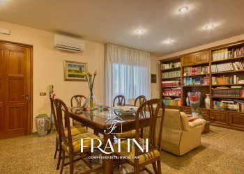 Foto 2 - Villa a Schiera Via della montagna dei fiori
 
10, Civitella del Tronto - foto 2