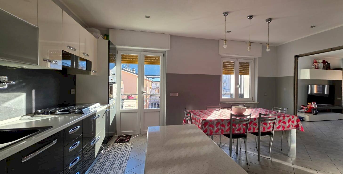 Foto 3 - Apartment VIA BUTHIER
 
10, Aosta - photo 3