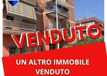 Edificio all\'aperto - Quadrilocale Via Delle Miosotis
3, Roma - foto 1