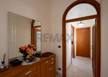 Hall / corridoio - Quadrilocale Via Generale Armando Diaz
 
29/B, Sammichele di Bari - foto 8