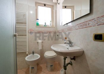 Bagno - Quadrilocale Via Generale Armando Diaz
 
29/B, Sammichele di Bari - foto 11